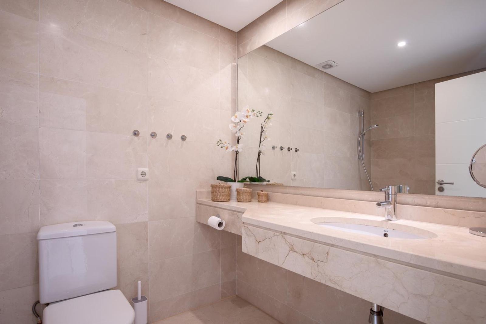 Alcazaba Lagoon Estepona Golf Apartment Екстериор снимка