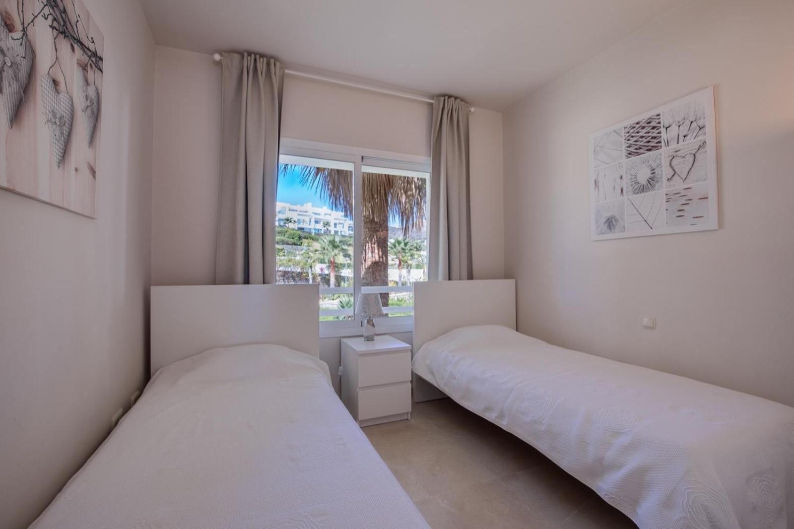 Alcazaba Lagoon Estepona Golf Apartment Екстериор снимка