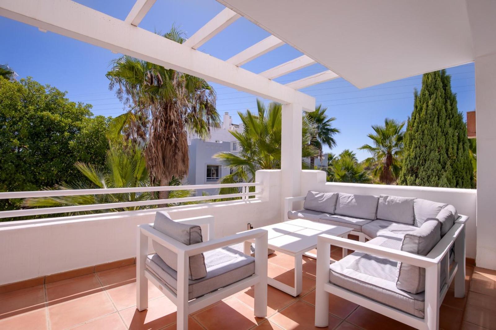 Alcazaba Lagoon Estepona Golf Apartment Екстериор снимка