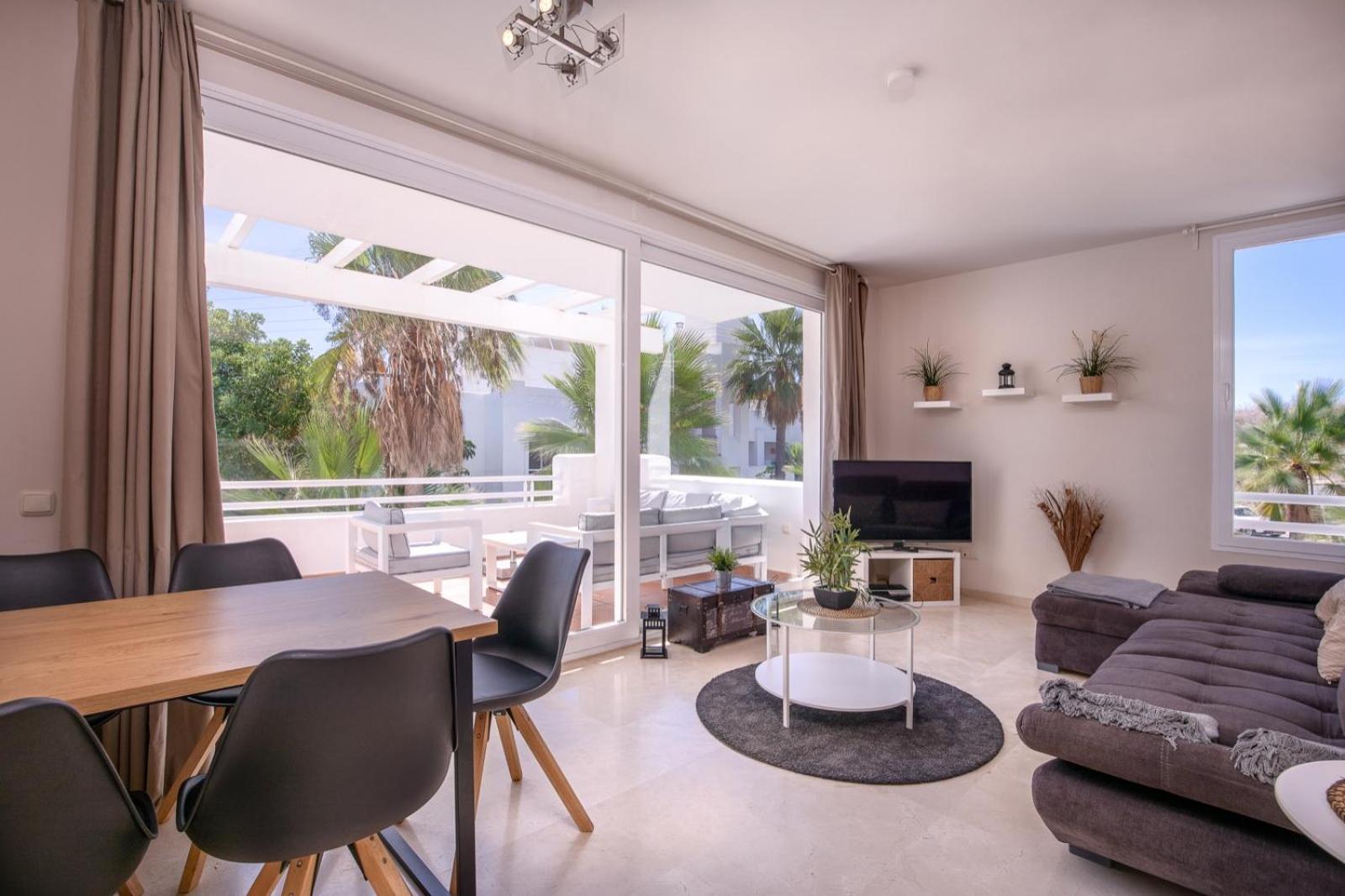 Alcazaba Lagoon Estepona Golf Apartment Екстериор снимка