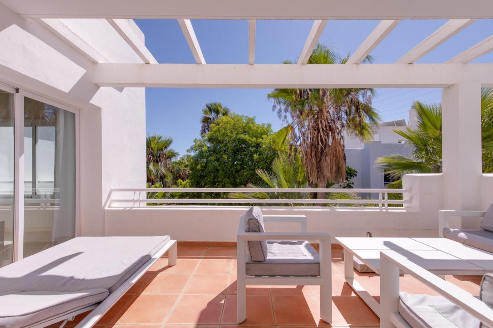 Alcazaba Lagoon Estepona Golf Apartment Екстериор снимка