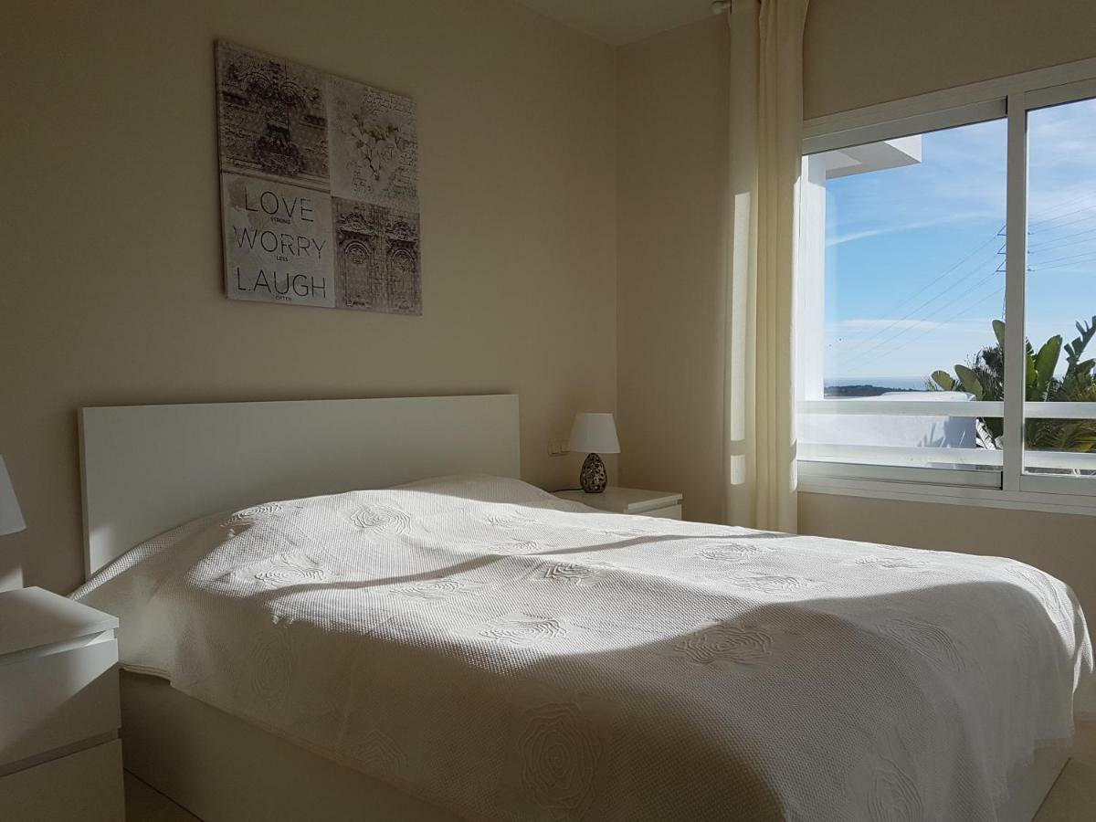 Alcazaba Lagoon Estepona Golf Apartment Екстериор снимка