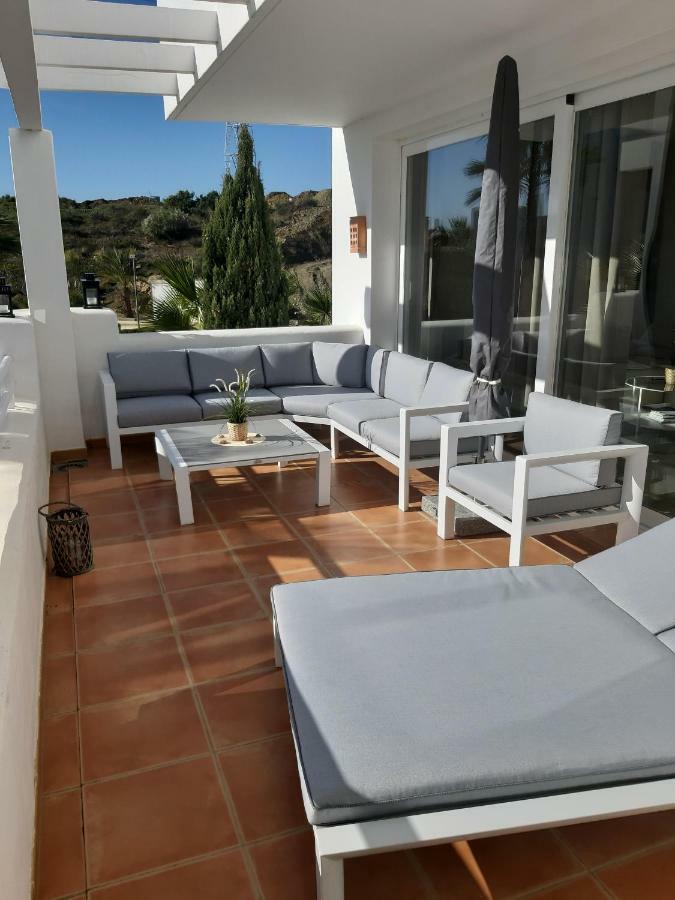 Alcazaba Lagoon Estepona Golf Apartment Екстериор снимка
