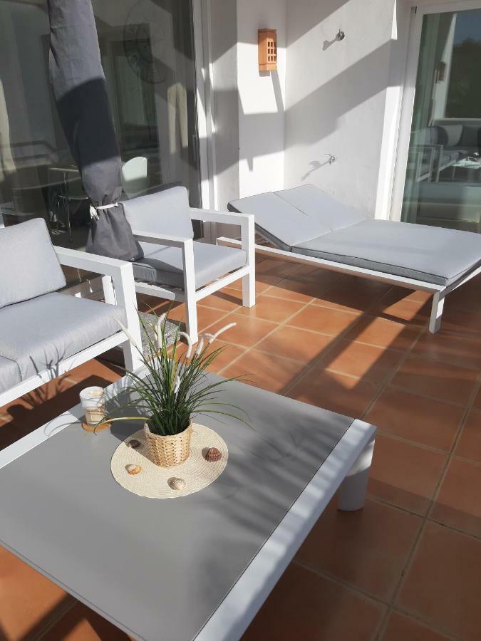 Alcazaba Lagoon Estepona Golf Apartment Екстериор снимка